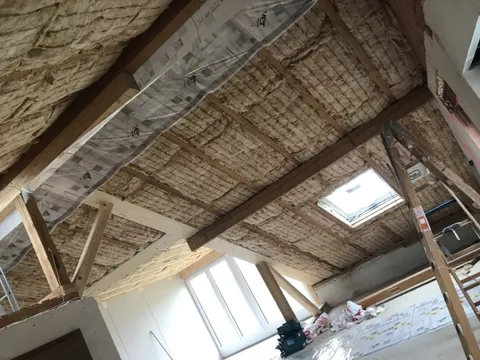 Ausbau mit Gipskarton – Dachschraege Gedaemmt Mit Glaswolle