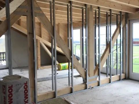 Ausbau mit Gipskarton – Feuerschutzkommunenwand